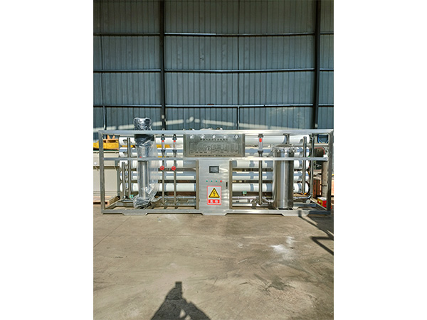 20T反滲透主機(jī) 20T反滲透主機(jī)